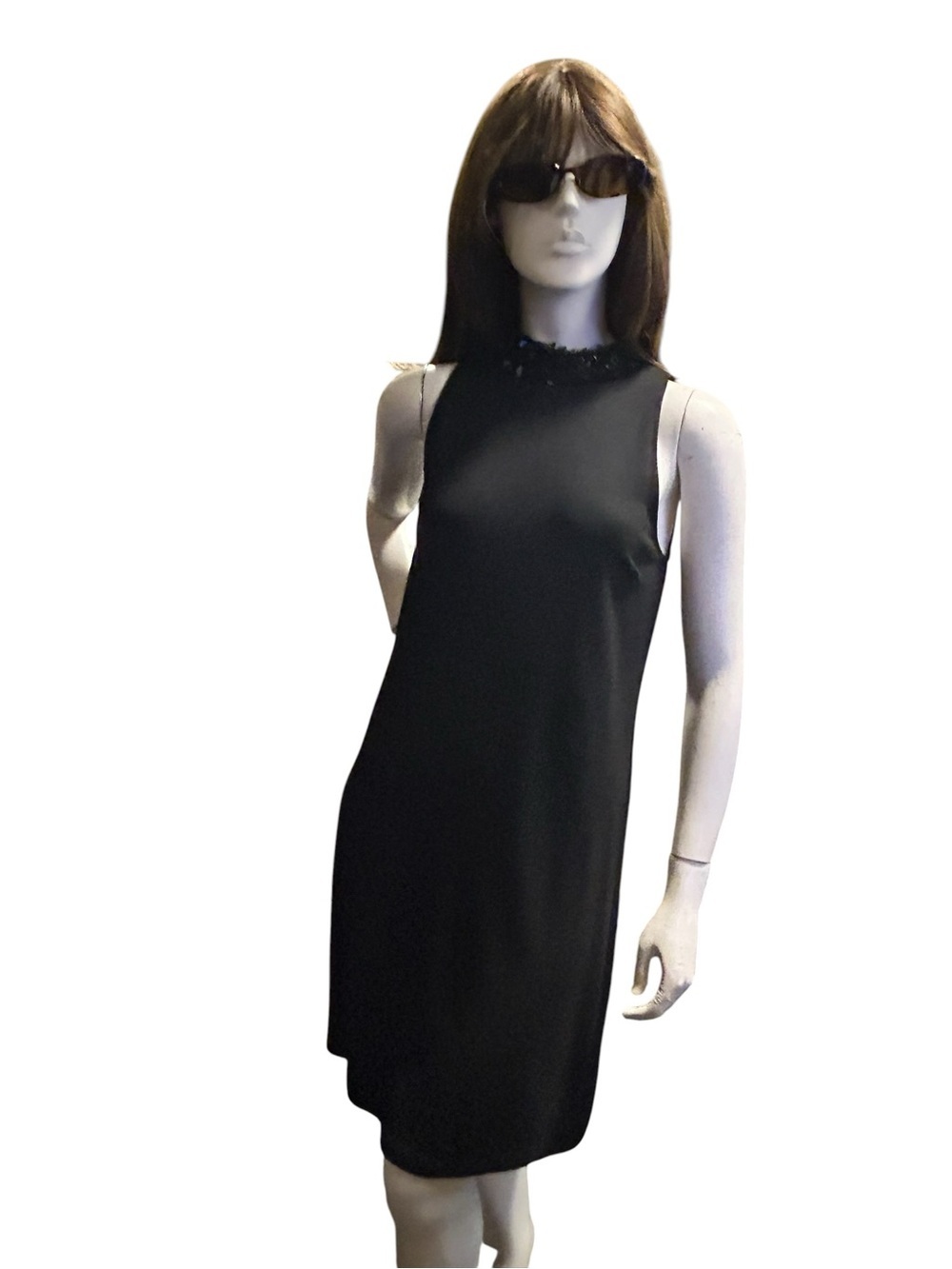 Maggy London Black Scuba Knit Shift Dress Beaded Neckline LBD Size 6 Timeless - Picture 4 of 9
